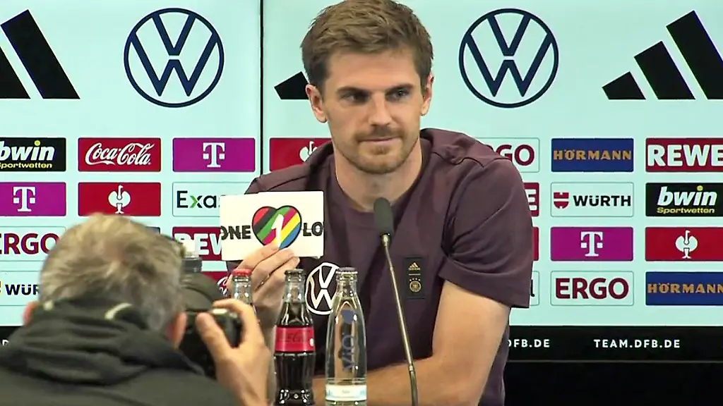 DFB-Kapitaensbinde
