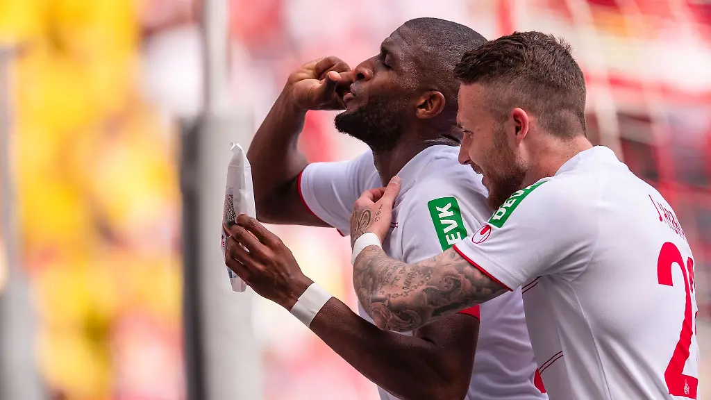 Koelns-Torschuetze-Anthony-Modeste-l-zog-mit-seinem-Kaffee-Jubel-den-Aerger-von-Trainer-Baumgart-auf-sich