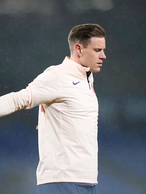 Real-Sociedad-v-FC-Barcelona-Barca-LaLiga-EA-Sports-Marc-Andre-ter-Stegen-goalkeeper-of-Barcelona-and-Germany-during-the-warm-up-before-the-La-Liga-EA-Sports-match-between-Real-Sociedad-and-FC-Barcelona-at-Estadio-Anoeta-on-January-18-2026-in-San-Sebastian-Spain-San-Sebastian-Basque-country-Spain-PUBLICATIONxNOTxINxFRA-Copyright-xJosexBretonx-originalFilename-bretonhernandez-realsoci260118-np7mY