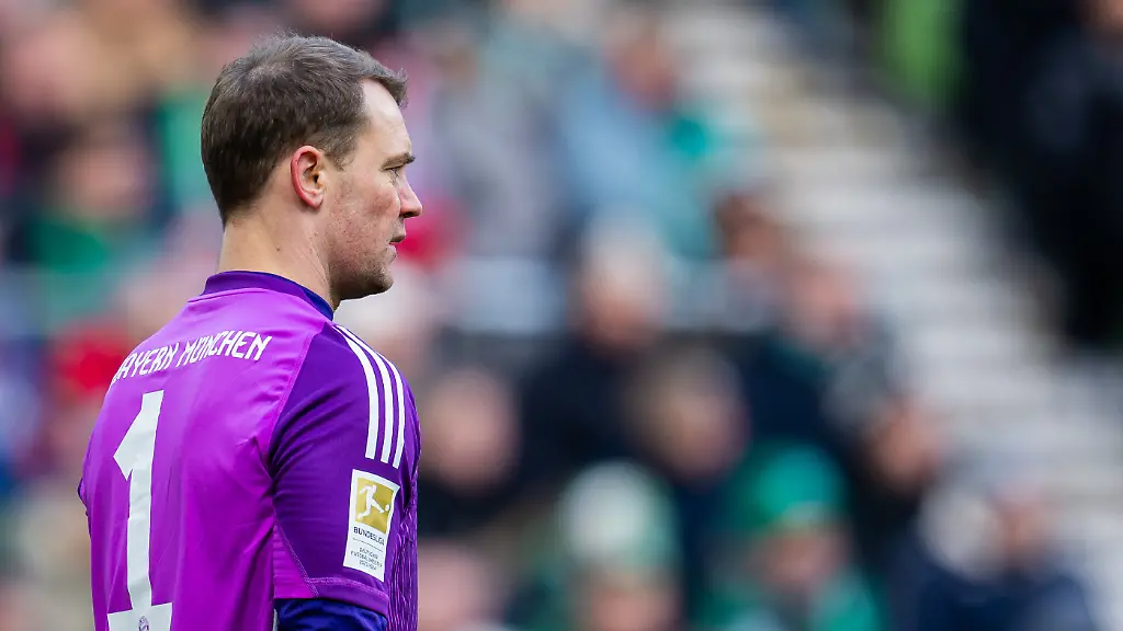 14-02-2026-Fussball-2025-2026-1-Bundesliga-22-Spieltag-SV-Werder-Bremen-FC-Bayern-Muenchen-Manuel-Neuer-Muenchen-DFL-REGULATIONS-PROHIBIT-ANY-USE-OF-PHOTOGRAPHS-AS-IMAGE-SEQUENCES-AND-OR-QUASI-VIDEO