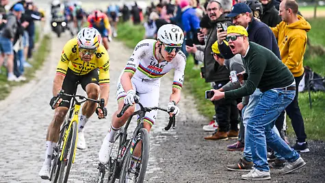 Paris-Roubaix-Hauts-de-France-2026-Cycling-Race-ROUBAIX-FRANCE-APRIL-12-Pogacar-Tadej-SLO-of-UAE-Team-Emirates-XRG-Van-Aert-Wout-BEL-of-Team-Visma-Lease-a-Bike-in-the-escape-pack-during-the-123rd-edition-of-Paris-Roubaix-Hauts-de-France-an-UCI-World-Tour-1
