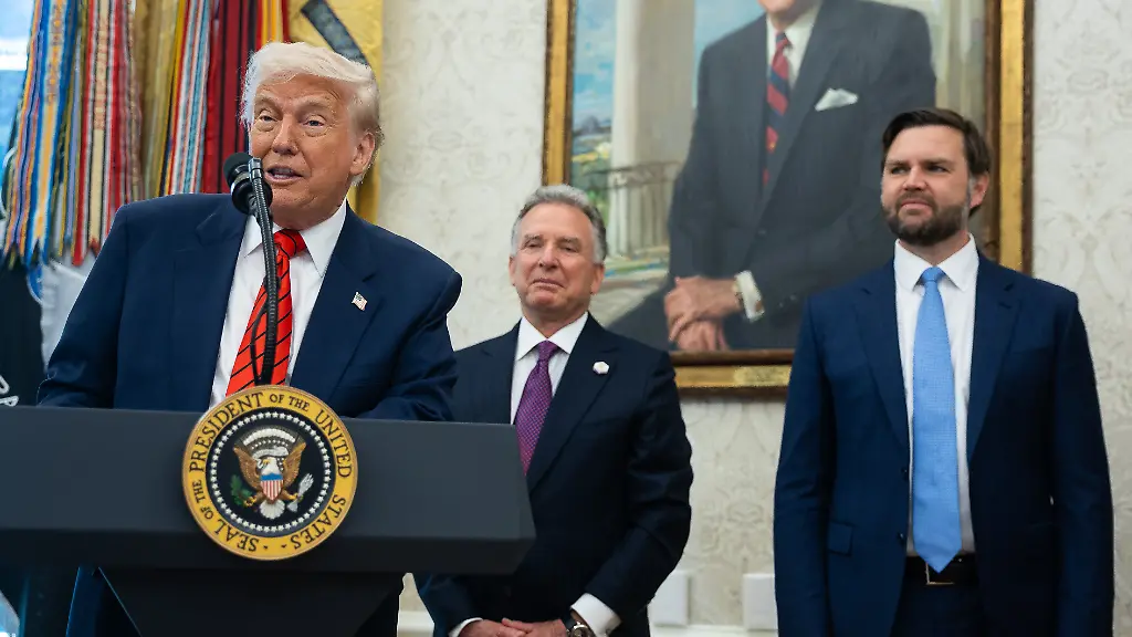 United-States-President-Donald-J-Trump-speaks-while-US-Special-Envoy-to-the-Middle-East-Steven-Witkoff-and-US-Vice-President-JD-Vance-look-in-the-Oval-Office-of-the-White-House-in-Washington-DC-US-May-6-2025