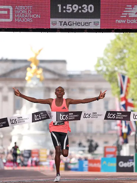 Sebastian-Sawe-from-Kenya-crosses-the-finish-line-to-win-the-men-s-race-at-the-London-Marathon-in-London-Sunday-April-26-2026
