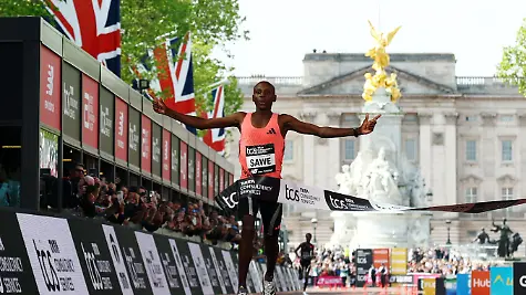 Athletics-London-Marathon-London-Britain-April-26-2026-Kenya-s-Sabastian-Sawe-crosses-the-finish-line-to-win-the-men-s-elite-race-REUTERS-Matthew-Childs