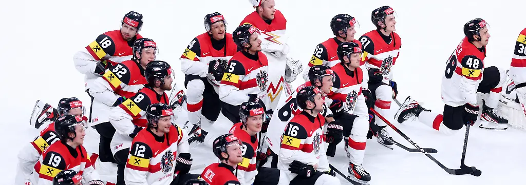 Ice-Hockey-IIHF-World-Championships-Group-A-Latvia-v-Austria-Swiss-Life-Arena-Zurich-Switzerland-May-19-2026-Austria-players-celebrate-after-the-match-REUTERS-Denis-Balibouse