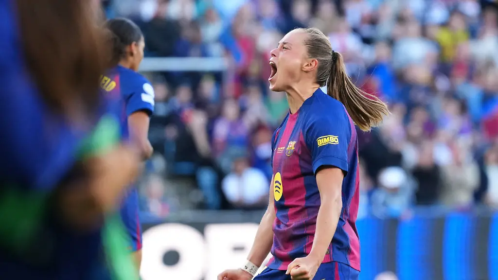 Barcelona-s-Ewa-Pajor-celebrates-after-scoring-her-side-s-second-goal-during-the-Women-s-Champions-League-final-soccer-match-between-FC-Barcelona-and-OL-Lyonnes-in-Oslo-Saturday-May-23-2026
