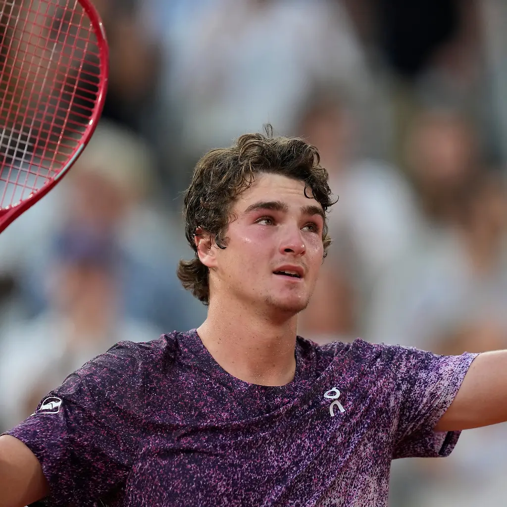 Joao-Fonseca-of-Brazil-celebrates-winning-the-third-round-men-s-singles-tennis-match-against-Novak-Djokovic-of-Serbia-at-the-French-Open-tennis-tournament-in-Paris-Friday-May-29-2026