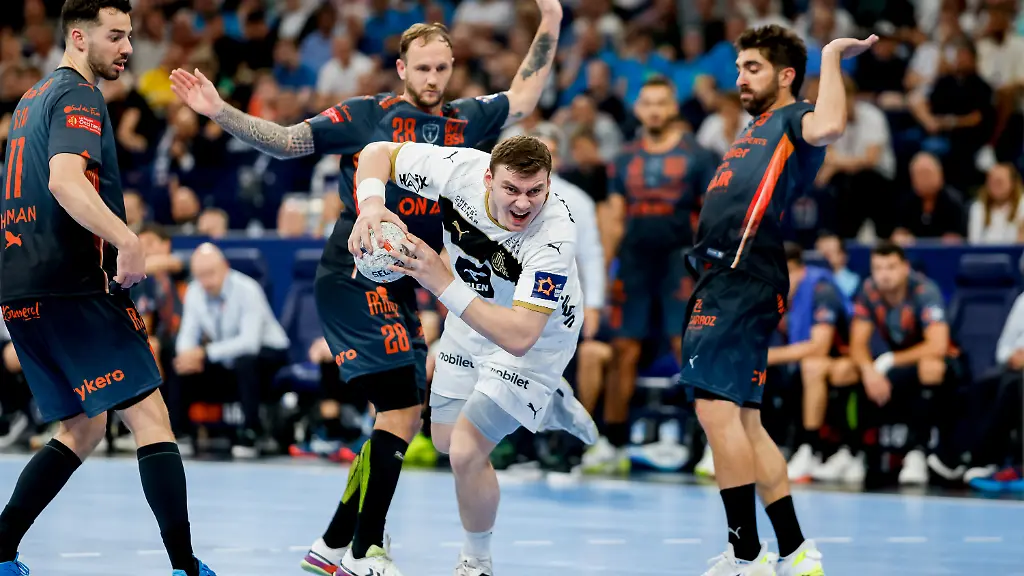 Handball-Maenner-EHF-European-League-Montpellier-HB-THW-Kiel-Final-Four-Halbfinale-Barclays-Arena-Lukas-Laube-THW-Kiel-wirft