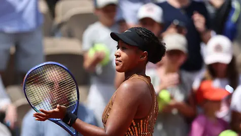 Tennis-French-Open-Roland-Garros-Paris-France-May-30-2026-Japan-s-Naomi-Osaka-reacts-during-her-third-round-match-against-Iva-Jovic-of-the-U-S