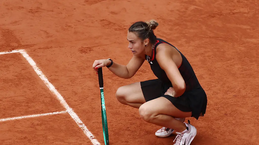 Tennis-French-Open-Roland-Garros-Paris-France-June-3-2026-Belarus-Aryna-Sabalenka-reacts-during-her-quarter-final-match-against-Russia-s-Diana-Shnaider-REUTERS-Stephane-Mahe