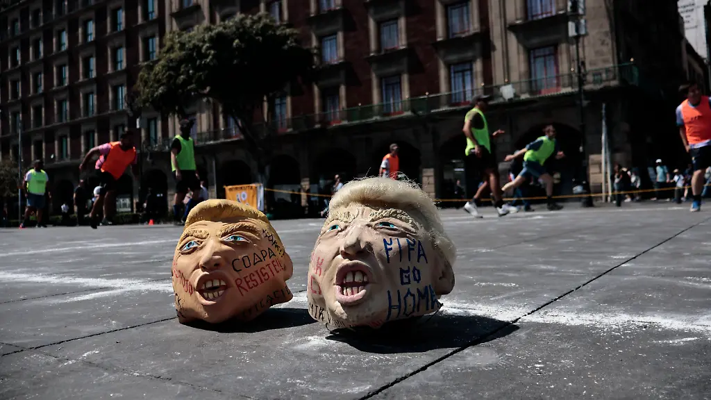 February-21-2026-Mexico-City-Cdmx-Mexico-Groups-activists-and-members-of-the-Otomi-community-living-in-Mexico-City-organized-an-event-to-remember-SAMIR-FLORES-SOBERANES-an-activist-and-Indigenous-man-from-the-Nahuatl-community-a-member-of-the-Permanent-Assembly-of-the-Peoples-of-Morelos-a-community-leader-and-an-environmental-defender-He-was-murdered-outside-his-home-in-Amilcingo-Morelos-on-February-20-2019-At-that-time-the-governor-of-the-state-of-Morelos-was-CUAUHTEMOC-BLANCO-now-a-congressman-who-has-not-been-investigated-for-this-crime-despite-demands-made-to-then-President-ANDRES-MANUEL-LOPEZ-OBRADOR