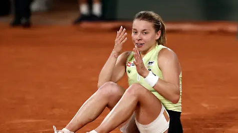Tennis-French-Open-Roland-Garros-Paris-France-June-4-2026-Poland-s-Maja-Chwalinska-celebrates-winning-her-semi-final-match-against-Russia-s-Diana-Shnaider-REUTERS-Benoit-Tessier