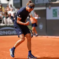 June-5-2026-Paris-Paris-France-Alexander-ZVEREV-GER-during-the-tennis-Grand-Slam-of-Roland-Garros-2026-menAaa-s-semi-final-match-between-Jakub-MENSIK-CZE-and-Alexander-ZVEREV-GER-at-Roland-Garros-Stadium-on-June-04-2026