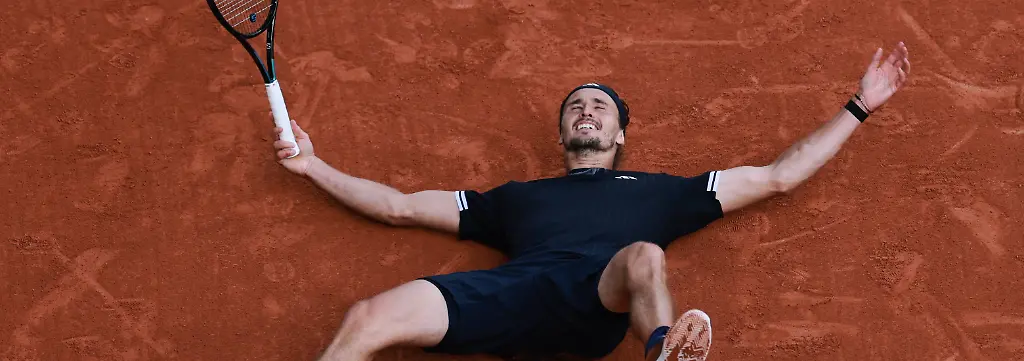 Tennis-French-Open-Roland-Garros-Paris-France-June-7-2026-Germany-s-Alexander-Zverev-celebrates-after-winning-the-final-against-Italy-s-Flavio-Cobolli-REUTERS-Stephanie-Lecocq