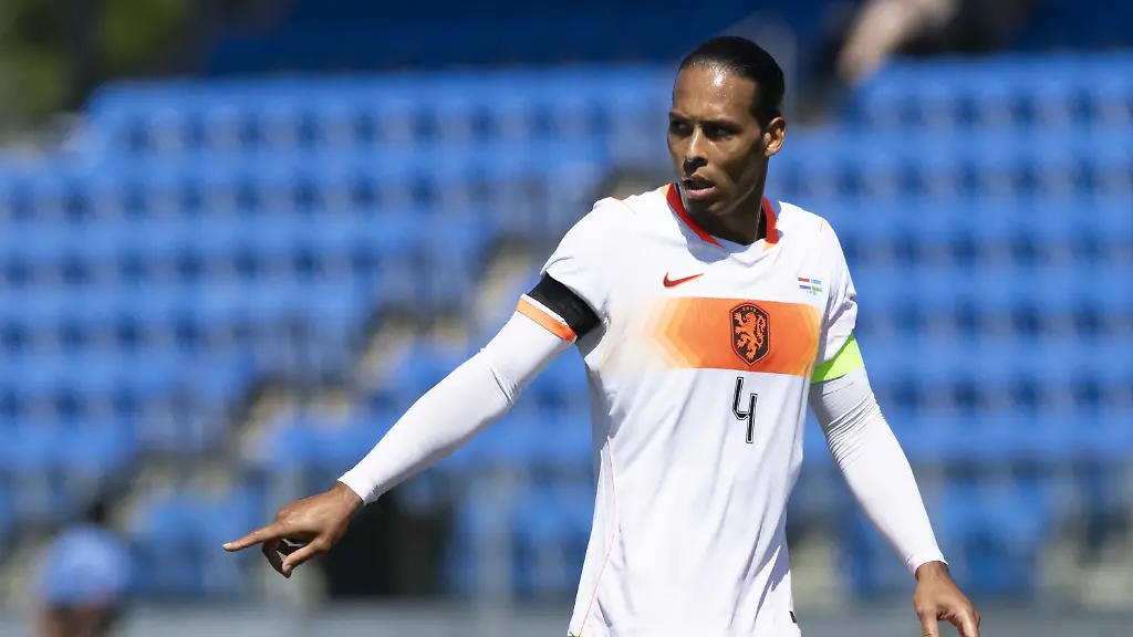 2026-06-08-15-26-01-NEW-YORK-Virgil-van-Dijk-Niederlande-waehrend-des-Freundschaftsspiels-zwischen-den-Niederlanden-und-Usbekistan-am-8-Juni-2026-im-Icahn-Stadium-in-New-York-USA-Die-niederlaendische-Nationalmannschaft-bereitet-sich-auf-die-Weltmeisterschaft-vor