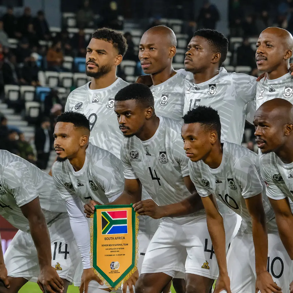 South-Africa-starting-XI-team-photo-AFCON-2025-Round-of-16-RABAT-MOROCCO-JANUARY-04-The-South-Africa-national-football-team-Bafana-Bafana-poses-for-a-group-photo-prior-to-the-AFCON-2025-Round-of-16-match-between-South-Africa-and-Cameroon-at-Al-Medina-Stadium-on-January-04-2026-in-Rabat-Morocco
