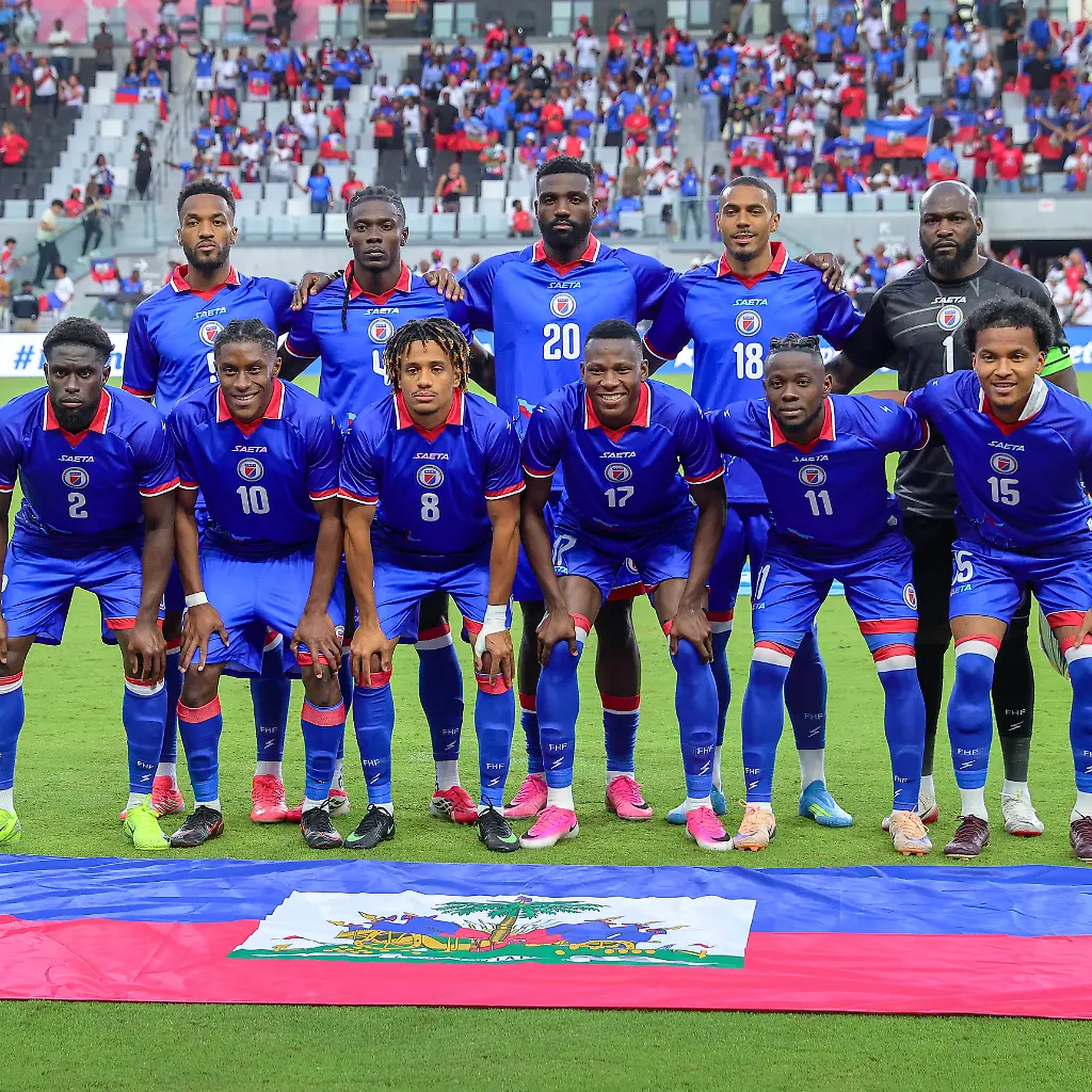 International-soccer-friendly-Haiti-vs-Peru-Haiti-team-poses-before-their-international-soccer-friendly-against-Peru-at-NU-Stadium-in-Miami-Florida-USA-05-June-2026