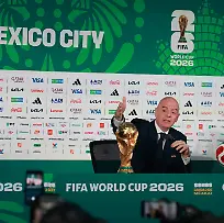 FIFA-World-Cup-2026-FIFA-President-Gianni-Infantino-Press-Conference-Estadio-Azteca-Mexico-City-Mexico-June-10-2026-FIFA-President-Gianni-Infantino-with-the-FIFA-World-Cup-trophy-during-the-press-conference-REUTERS-Henry-Romero