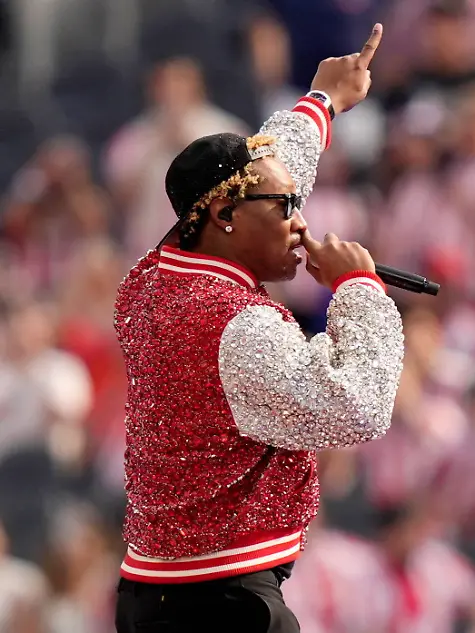 FIFA-World-Cup-WM-Weltmeisterschaft-Fussball-2026-Group-D-USA-vs-Paraguay-American-rapper-Future-performs-during-the-pre-match-show-ahead-of-the-FIFA-World-Cup-2026-group-stage-match-USA-against-Paraguay-in-Los-Angeles-California-USA-12-June-2026