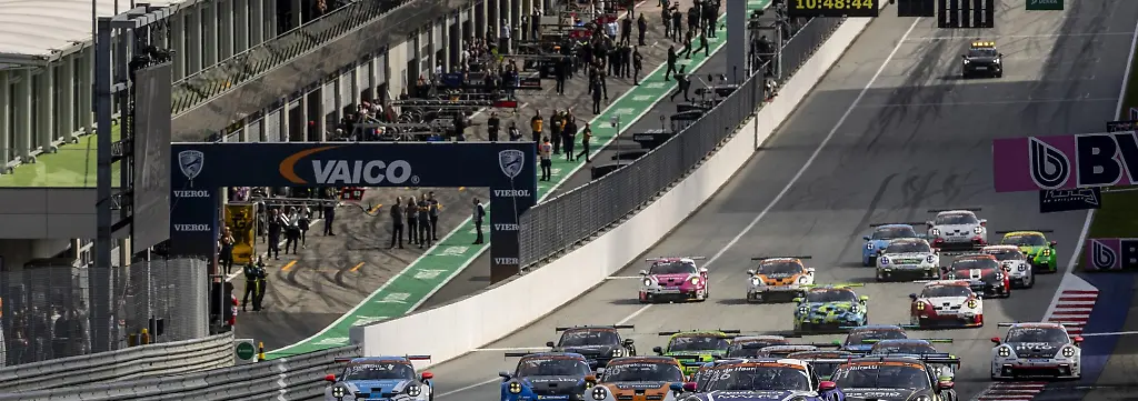 Robert-de-Haan-mit-viertem-Saisonsieg