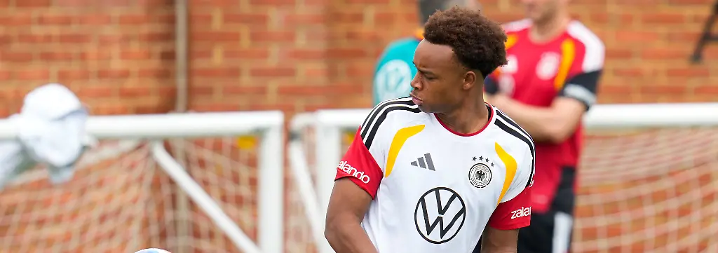 Assan-Ouedraogo-Deutschland-25-nimmt-am-Training-USA-Deutsche-Fussballnationalmannschaft-Training-Winston-Salem-10-06-2026-USA-Deutsche-Fussballnationalmannschaft-Training-Winston-Salem-10-06