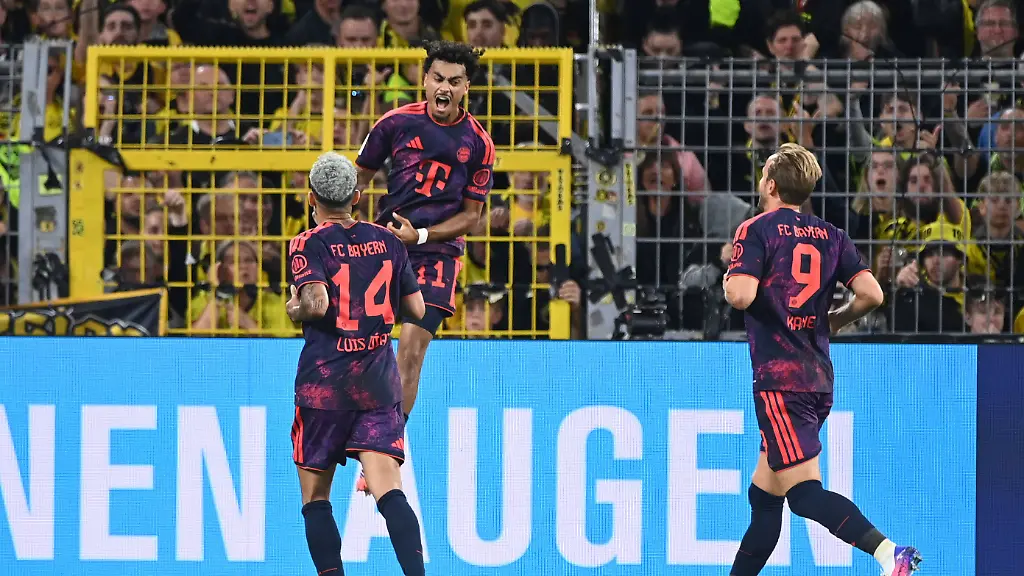 Nathaniel-BROWN-M-jubelt-nach-seinem-Tor-zum-0-1-Fussball-DFL-Franz-Beckenbauer-Supercup-2026-Borussia-Dortmund-FC-Bayern-Muenchen-am-22-08-2026-in-Dortmund-Deutschland-DFL-regulations-prohibit-any-use-of-photographs-as-image-sequences-and-or-quasi-video-A-Nathaniel-BROWN-M-celebrates-after-scoring-the-0-1-goal-in-the-2026-DFL-Franz-Beckenbauer-Super-Cup-soccer-match-between-Borussia-Dortmund-and-FC-Bayern-Munich-on-August-22-2026-in-Dortmund-Germany-DFL-regulations-prohibit-any-use-of-photographs-as-image-sequences-and-or-quasi-video