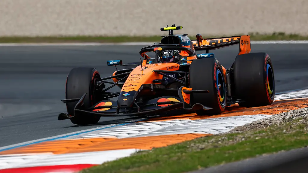 Zandvoort-F1-GP-Netherlands-2026-on-August-23-2026-Photo-by-Hoch-Zwei-01-NORRIS-Lando-gbr-McLaren-F1-Team-MCL40-action