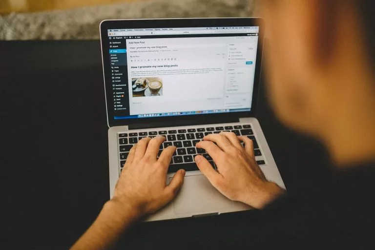 Bloggen, Tippen, Blogging, WordPress, WordPress installieren