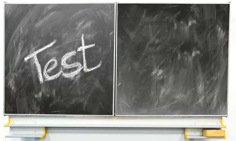 Zwei Seiten einer Tafel, Test, PrÃÂ¼fung A- und B-Seite